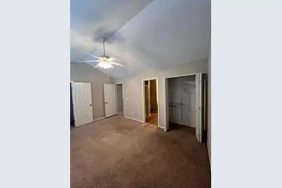 952 Hartford Village Boulevard, Columbus, OH 43228 - Photo 30