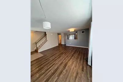 952 Hartford Village Boulevard, Columbus, OH 43228 - Photo 10