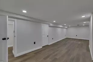 2227 Zollinger Rd, Columbus, OH 43221 - Photo 28