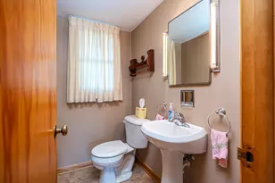 1681 Knob Hill Dr, Coshocton, OH 43812 - Photo 20