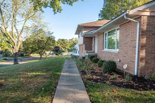 1681 Knob Hill Dr, Coshocton, OH 43812 - Photo 4