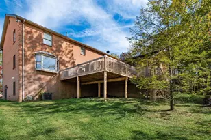 1736 Forest Hills Cir, Zanesville, OH 43701 - Photo 34