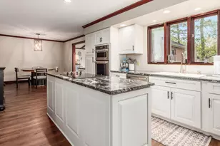 1736 Forest Hills Cir, Zanesville, OH 43701 - Photo 6