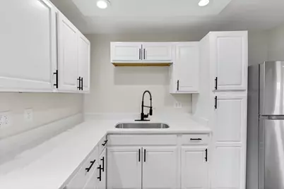 720 W Hubert Avenue, Lancaster, OH 43130 - Photo 16