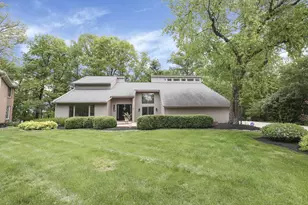 8292 Breckenridge Way, Columbus, OH 43235 - Photo 2