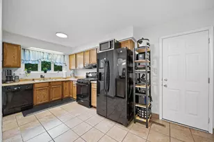 2627 Hubbell Rd, Columbus, OH 43232 - Photo 8