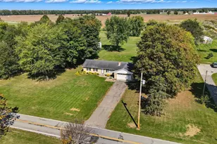 10850 Musselman Rd, New Carlisle, OH 45344 - Photo 2