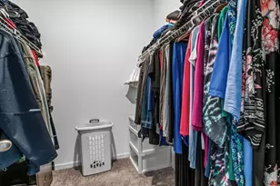 418 Quincy Cir, London, OH 43140 - Photo 12