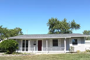 7352 Saratoga Ave, Reynoldsburg, OH 43068 - Photo 2