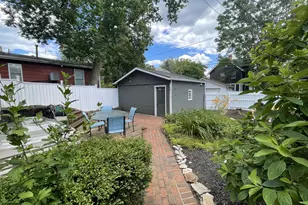 161 E Oakland Ave, Columbus, OH 43201 - Photo 4