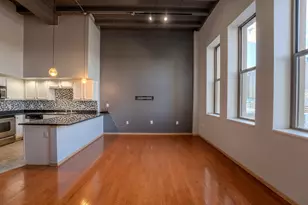110 N 3rd St, Columbus, OH 43215 - Photo 1