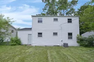 3302 Sundale Rd, Columbus, OH 43232 - Photo 2