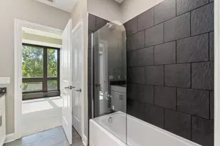 250 W Spring St, Columbus, OH 43215 - Photo 22