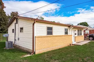 233 Lewis Ave, Lancaster, OH 43130 - Photo 2