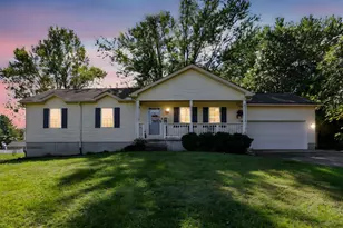 2630 Glenn Cir, Zanesville, OH 43701 - Photo 2