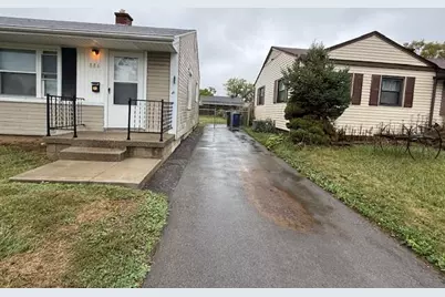 886 Carolyn Avenue, Columbus, OH 43224 - Photo 4