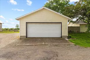 7588 Stringtown Rd, Mechanicsburg, OH 43044 - Photo 6