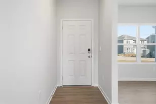 1099 Hartford Ln, London, OH 43140 - Photo 6