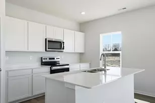 1099 Hartford Ln, London, OH 43140 - Photo 12