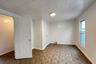 227 Pine St, Coshocton, OH 43812 - Photo 24