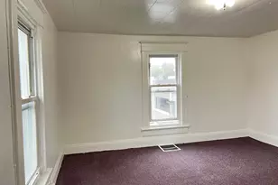 223 Pine St, Coshocton, OH 43812 - Photo 14