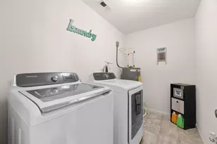 353 Kear St, Lockbourne, OH 43137 - Photo 24