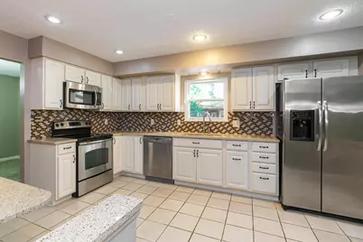 6496 Hearthstone Avenue, Columbus, OH 43229 - Photo 10