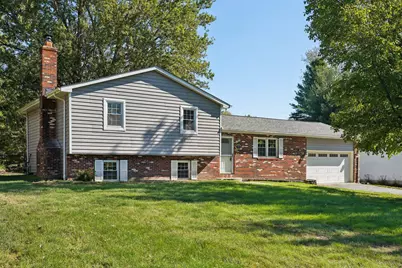 180 Riva Ridge Road SW, Pataskala, OH 43062 - Photo 2