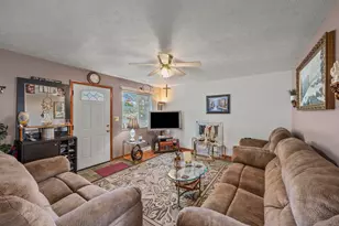 4780 Etna Rd, Columbus, OH 43213 - Photo 6