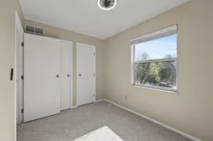 7673 Harbour Town Dr, Pickerington, OH 43147 - Photo 14