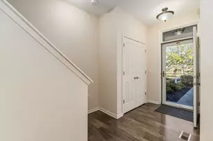 3977 Spectacle Dr, Columbus, OH 43230 - Photo 8