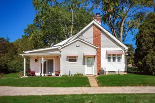 5653 Norton Rd, Grove City, OH 43123 - Photo 2