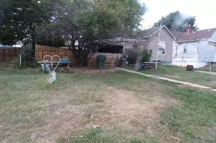 1657 Ann St, Columbus, OH 43207 - Photo 2
