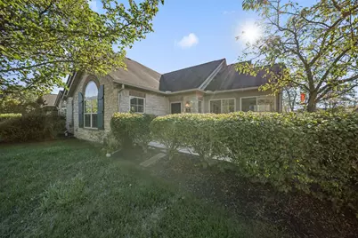 131 Stonegate Drive, Pataskala, OH 43062 - Photo 2