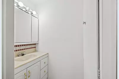 631 Dlyn Street, Columbus, OH 43228 - Photo 18