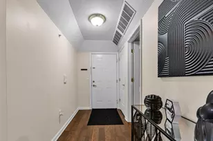 789 Hidden Springs Dr, Lewis Center, OH 43035 - Photo 4