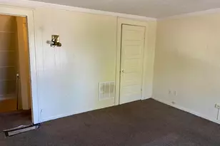 2845 Fremont St, Columbus, OH 43204 - Photo 16