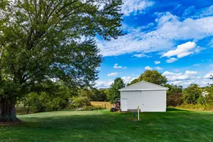 2945 Shaw Rd, Zanesville, OH 43701 - Photo 2