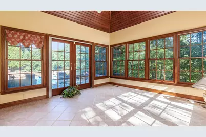 125 Summerwood Circle, Zanesville, OH 43701 - Photo 16