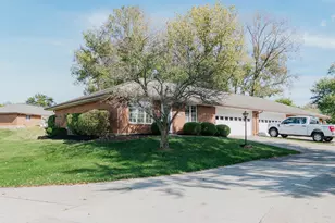 732 Grandview Dr, Springfield, OH 45503 - Photo 2