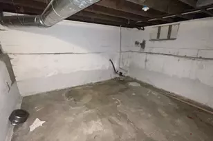 495 E Welch Ave, Columbus, OH 43207 - Photo 12