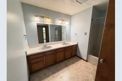 140 S Hamilton Avenue, Hebron, OH 43025 - Photo 20