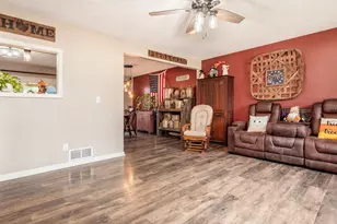 209 Fancy St, Somerset, OH 43783 - Photo 4