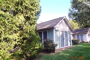 6081 Warbling Ln, Westerville, OH 43081 - Photo 2