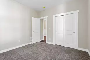 525 Ashwood Rd, Columbus, OH 43207 - Photo 38