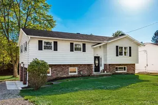 162 E Newman St, Zanesville, OH 43701 - Photo 2
