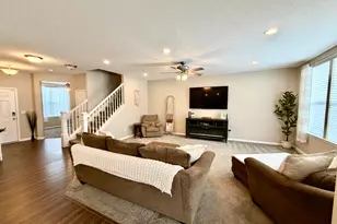 211 Leather Leaf Cir, Sunbury, OH 43074 - Photo 4