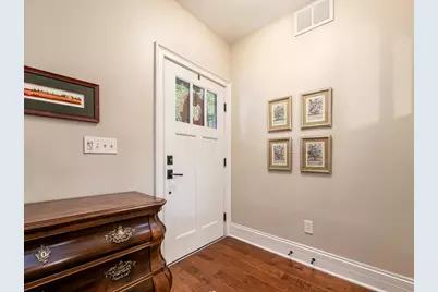 174 E Gay Street #G6, Columbus, OH 43215 - Photo 2