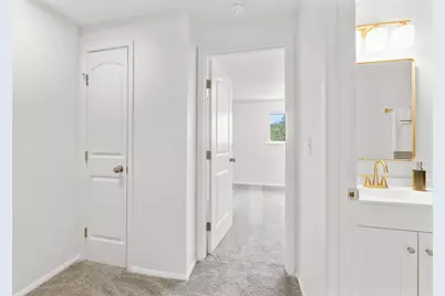 2173 Noe Bixby Road, Columbus, OH 43232 - Photo 12