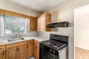 1872 Greenway Ave S, Columbus, OH 43219 - Photo 6